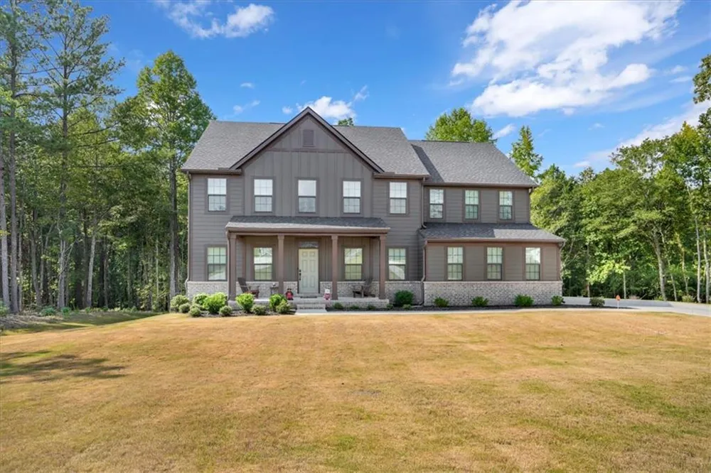 125 Longwood Drive Fayetteville, GA 30215