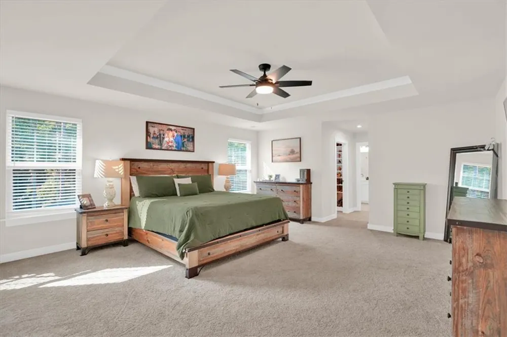125 Longwood Drive Fayetteville, GA 30215