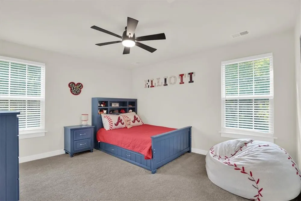125 Longwood Drive Fayetteville, GA 30215