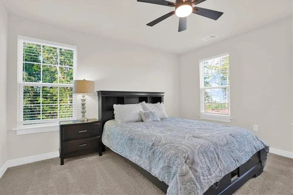 125 Longwood Drive Fayetteville, GA 30215