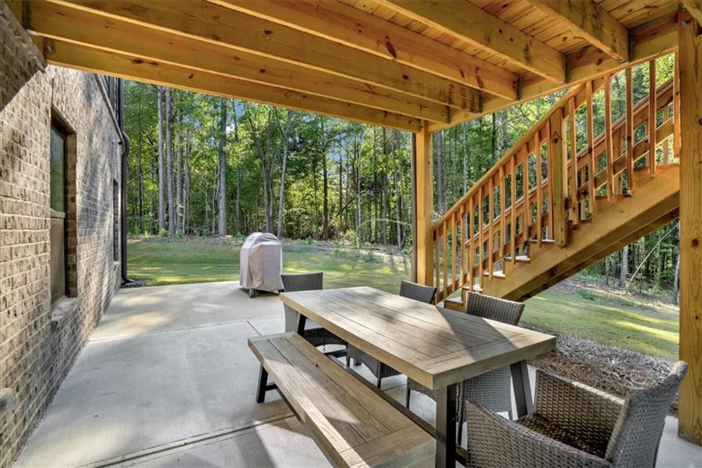 125 Longwood Drive Fayetteville, GA 30215