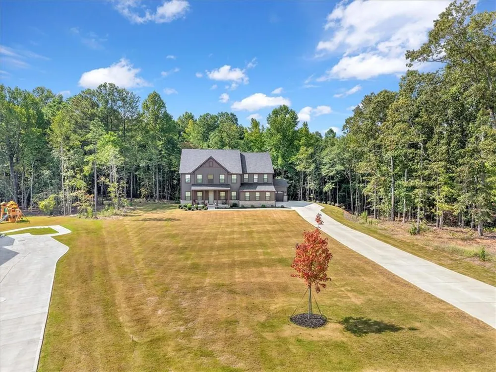 125 Longwood Drive Fayetteville, GA 30215