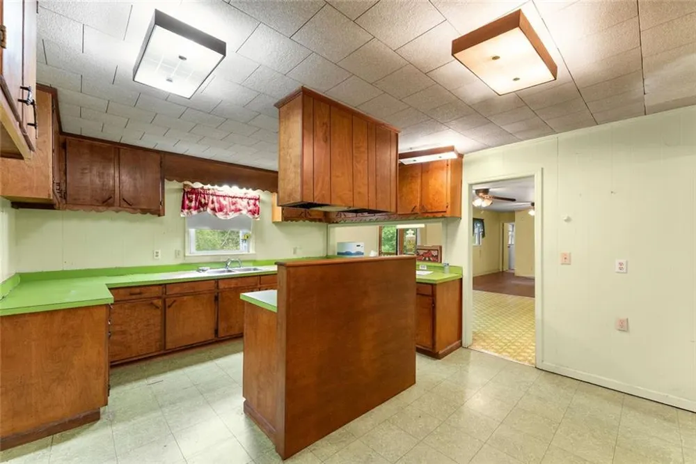 5626 Cool Springs Road Gainesville, GA 30506