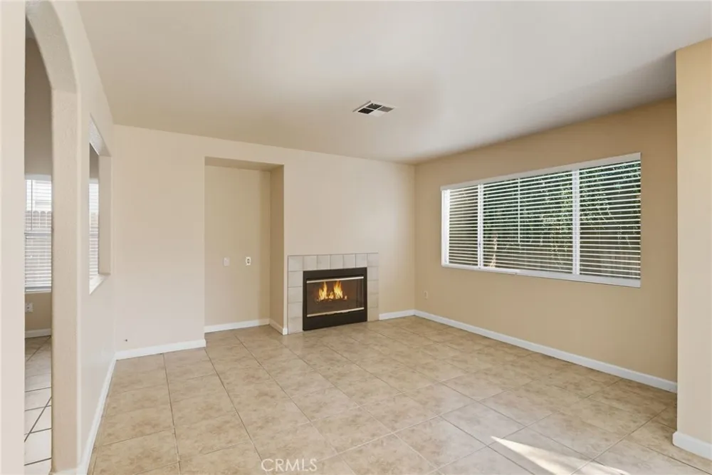 9609 Salinger Bakersfield, CA 93311