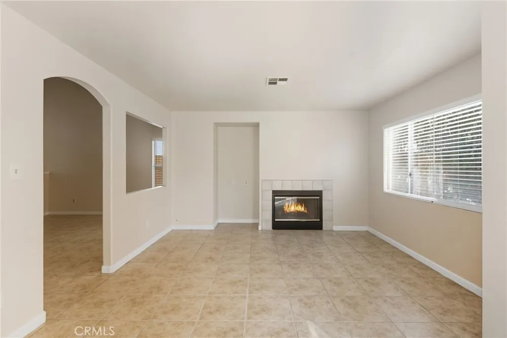 9609 Salinger Bakersfield, CA 93311