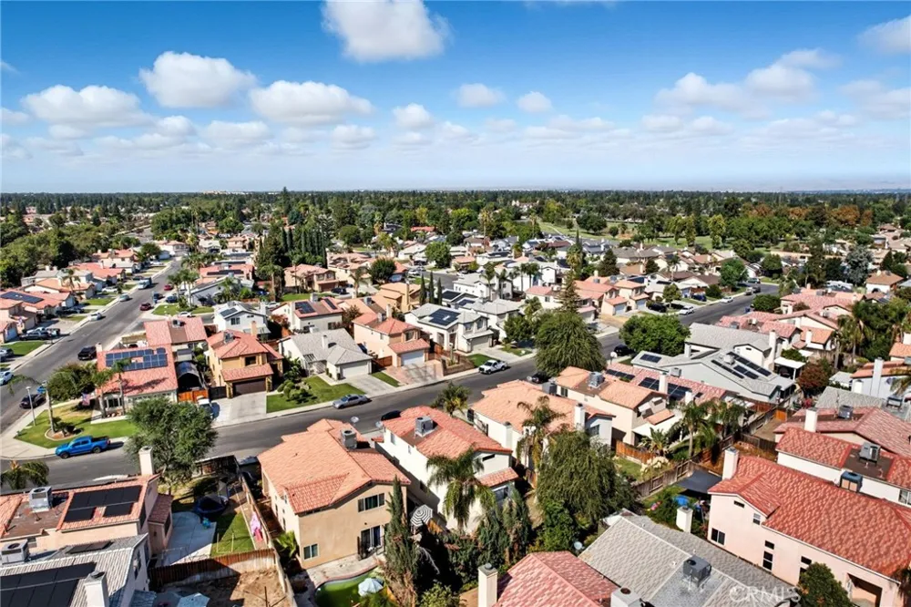 9609 Salinger Bakersfield, CA 93311
