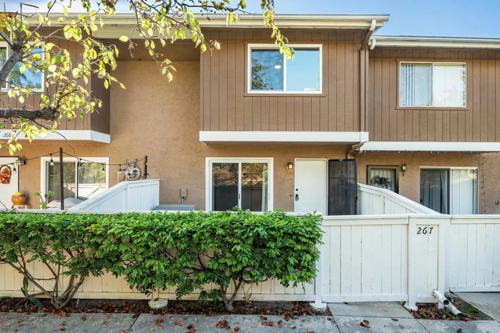 4228 Vista Panorama Way #267 Oceanside, CA 92057