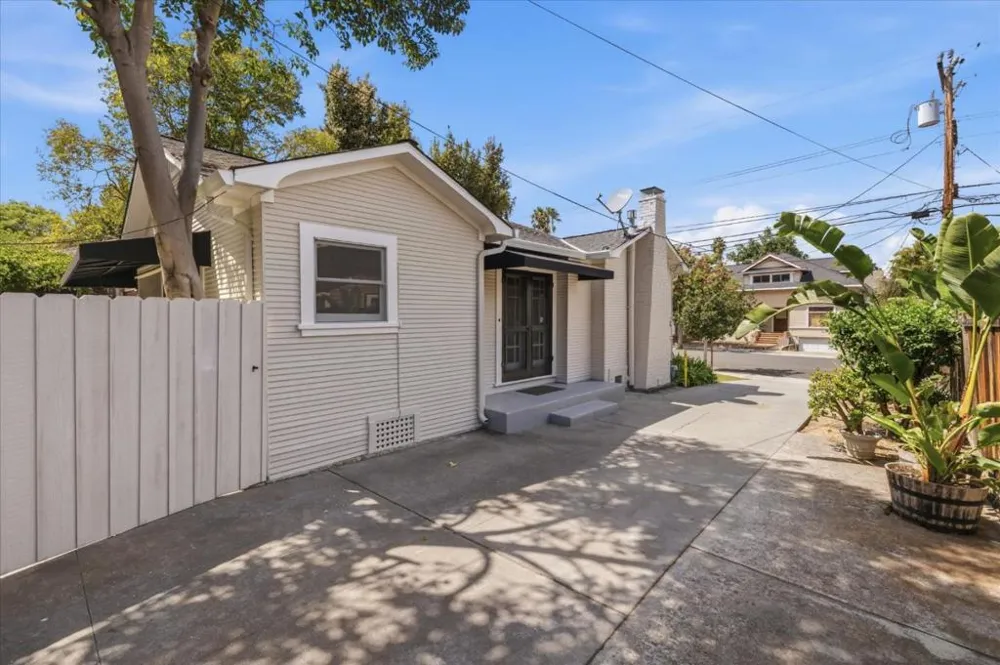 1280 Hester Avenue San Jose, CA 95126