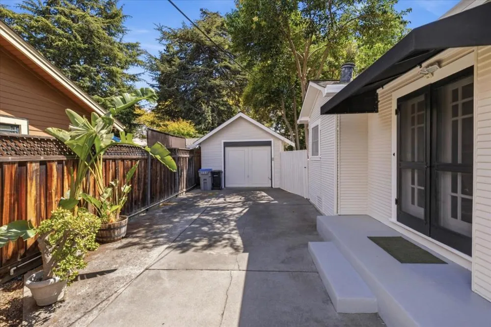 1280 Hester Avenue San Jose, CA 95126