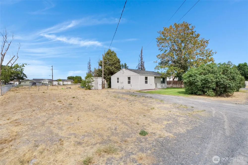 1212 W Concord Avenue Moses Lake, WA 98837
