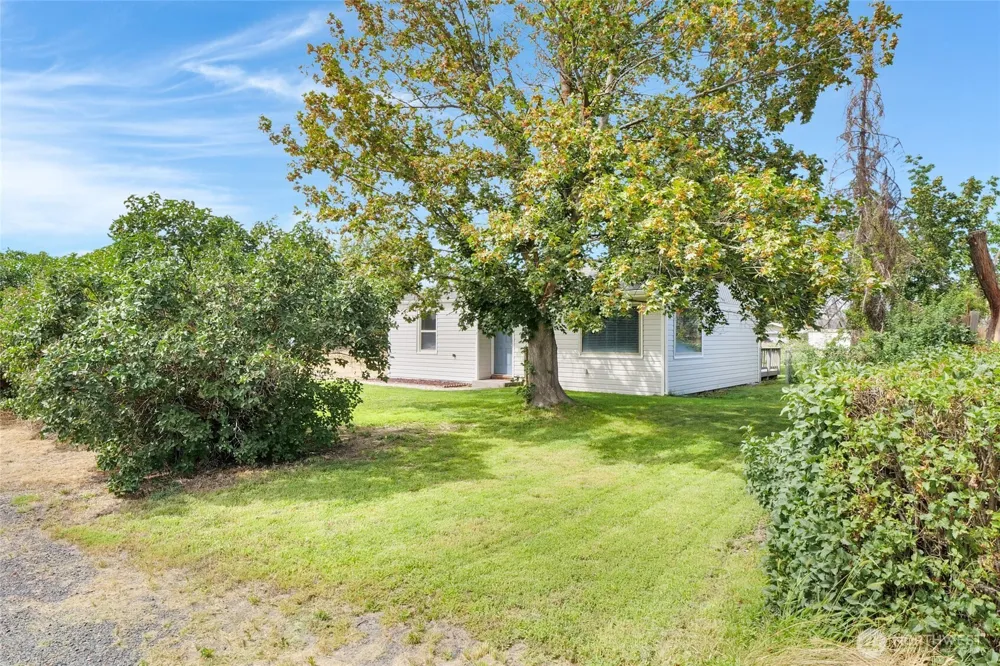 1212 W Concord Avenue Moses Lake, WA 98837