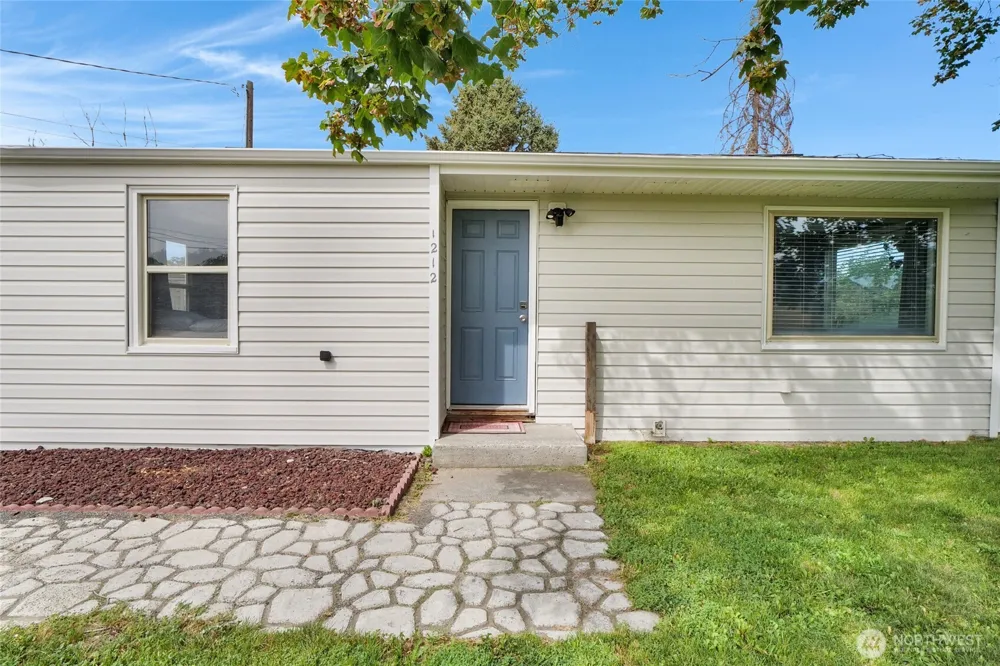 1212 W Concord Avenue Moses Lake, WA 98837