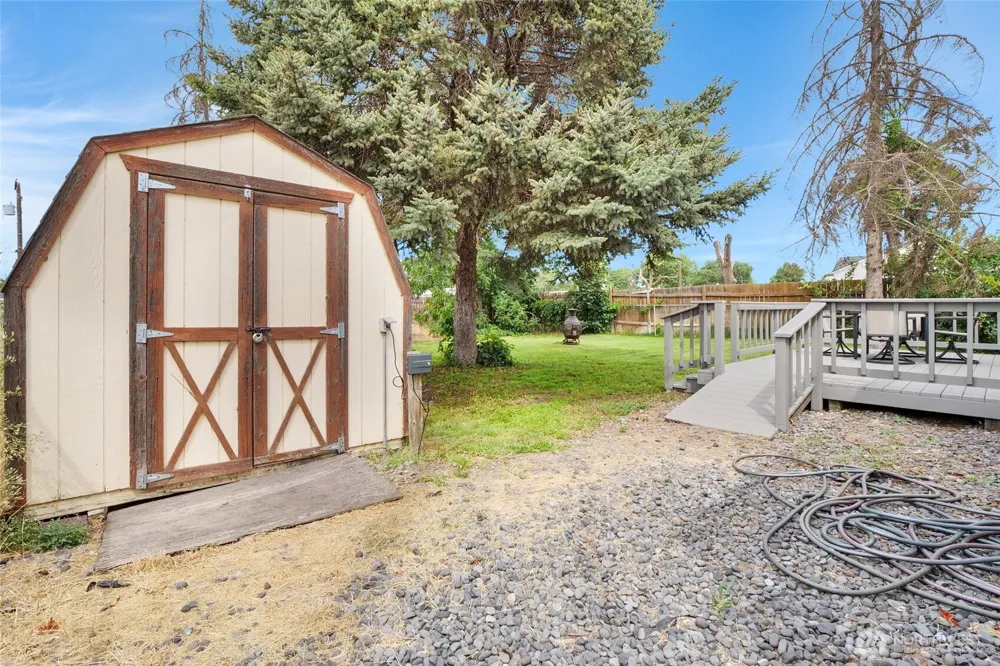 1212 W Concord Avenue Moses Lake, WA 98837