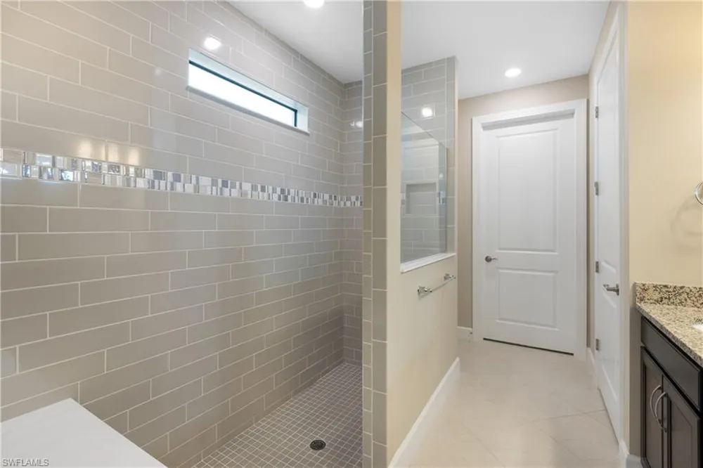 7700 Winding Cypress Drive Naples, FL 34114