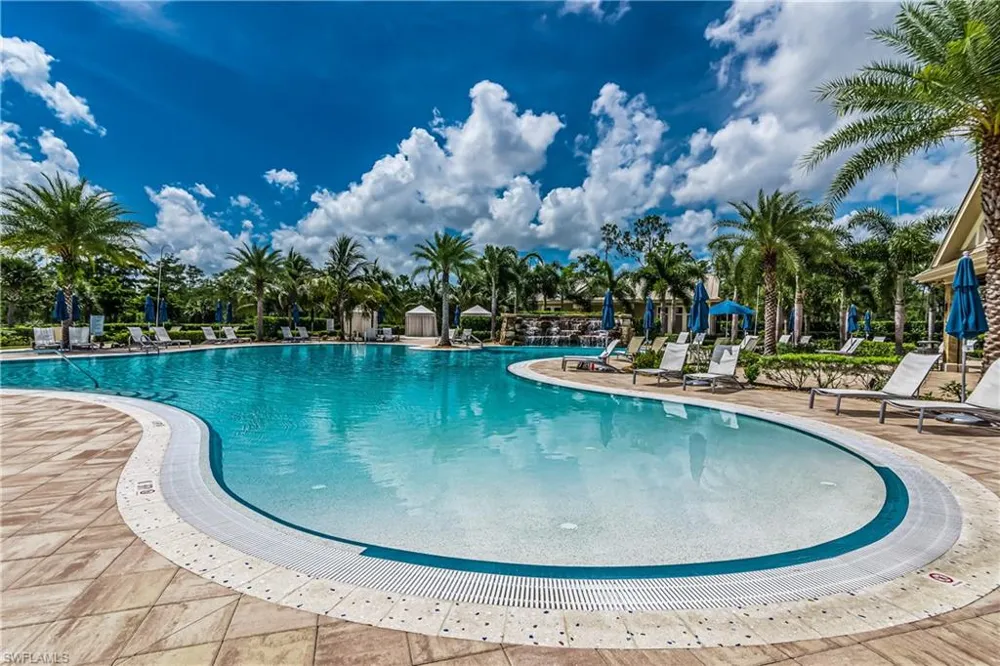 7700 Winding Cypress Drive Naples, FL 34114