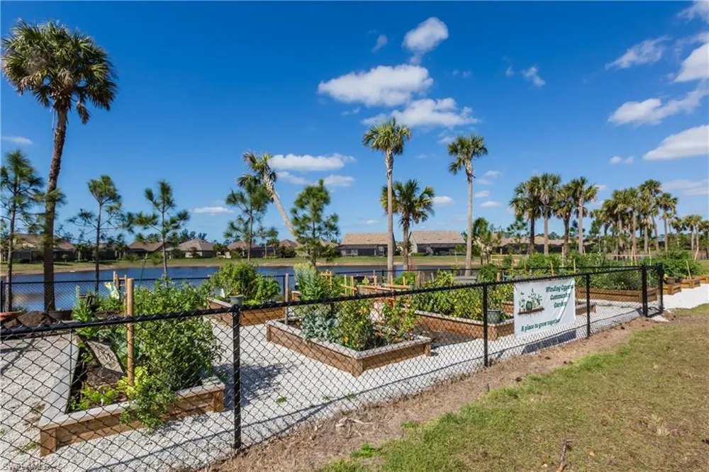7700 Winding Cypress Drive Naples, FL 34114