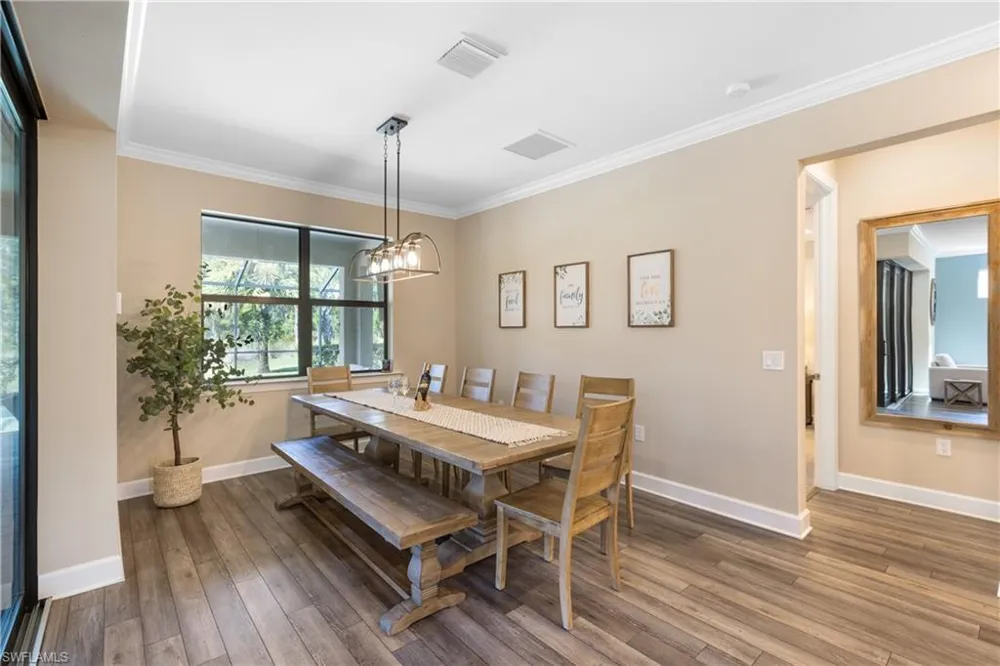 7700 Winding Cypress Drive Naples, FL 34114