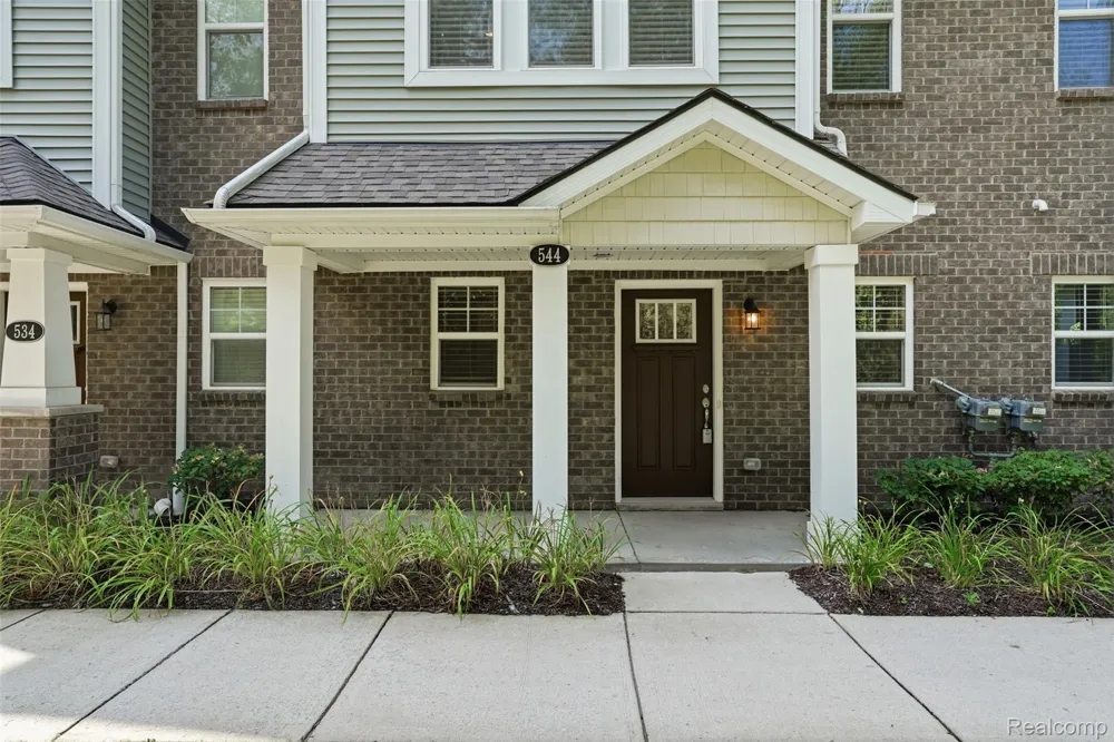 544 Anne Avenue Brighton City, MI 48116