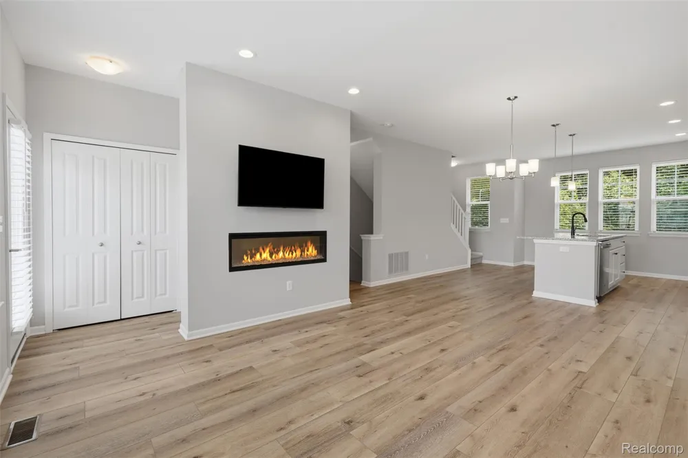 544 Anne Avenue Brighton City, MI 48116