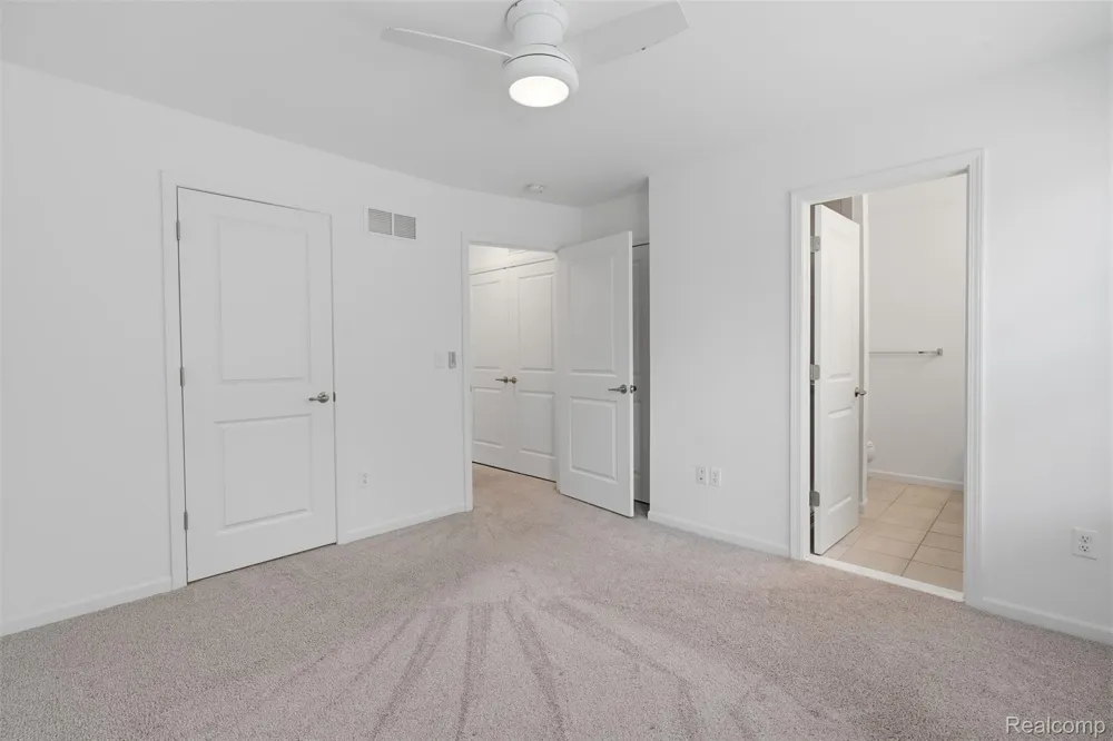 544 Anne Avenue Brighton City, MI 48116