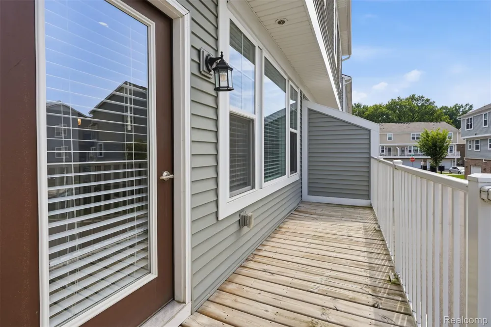 544 Anne Avenue Brighton City, MI 48116