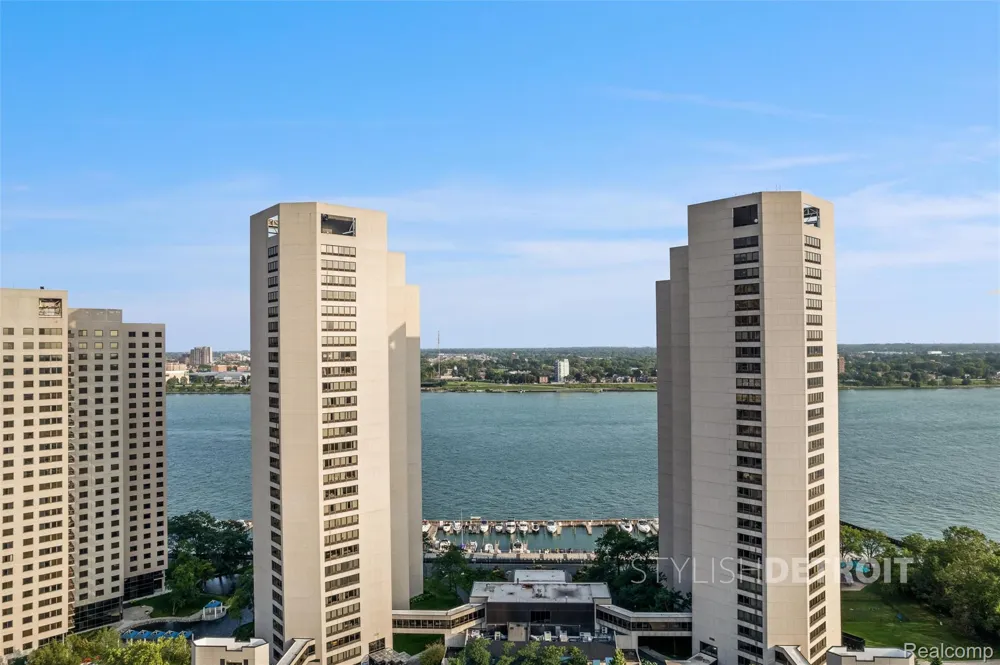 1001 W Jefferson Avenue #11B Detroit City, MI 48226