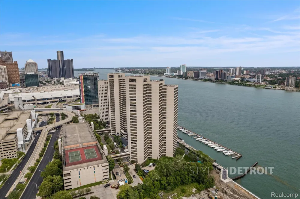1001 W Jefferson Avenue #11B Detroit City, MI 48226