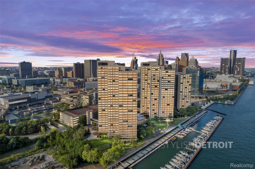 1001 W Jefferson Avenue #11B Detroit City, MI 48226