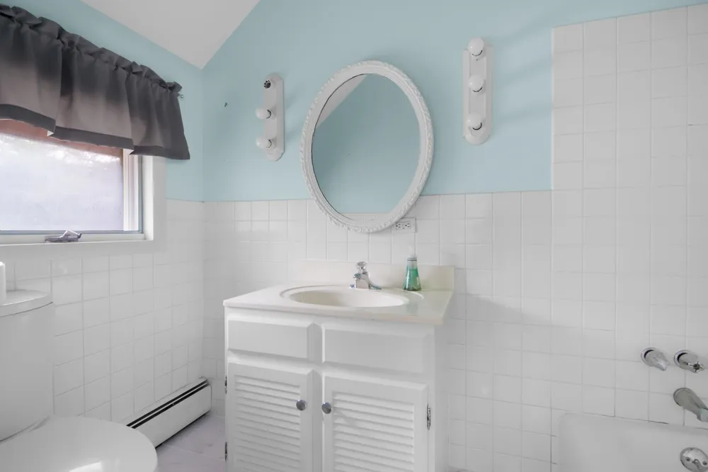 202 E Ninth Street Traverse City City, MI 49686