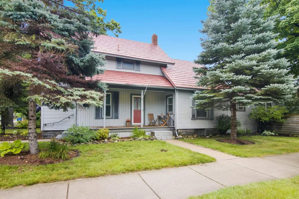 202 E Ninth Street Traverse City City, MI 49686