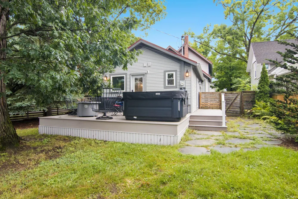 202 E Ninth Street Traverse City City, MI 49686