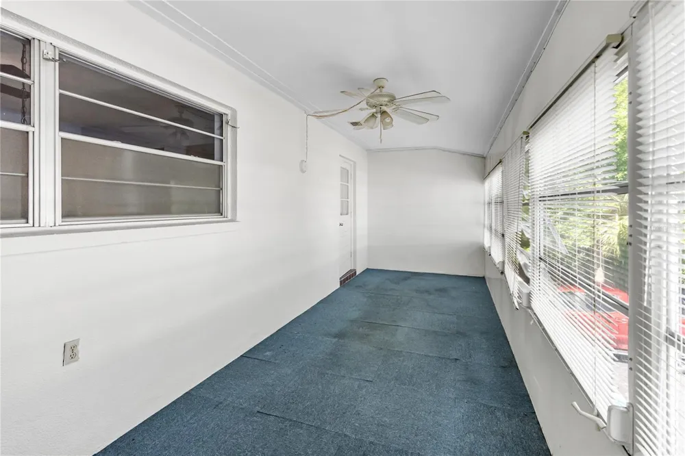 6050 21ST STREET #20 St Petersburg, FL 33714