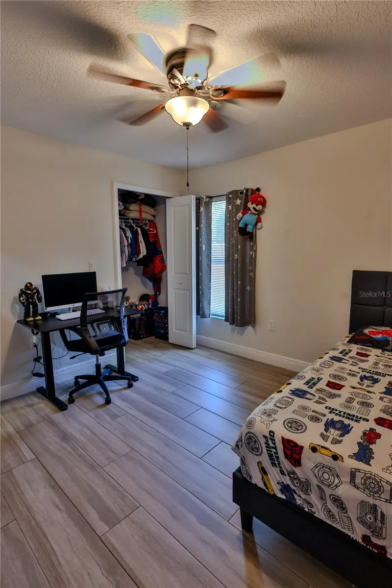 6007 12TH STREET E Bradenton, FL 34203