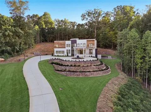 1612 Mountain Shadow Trail