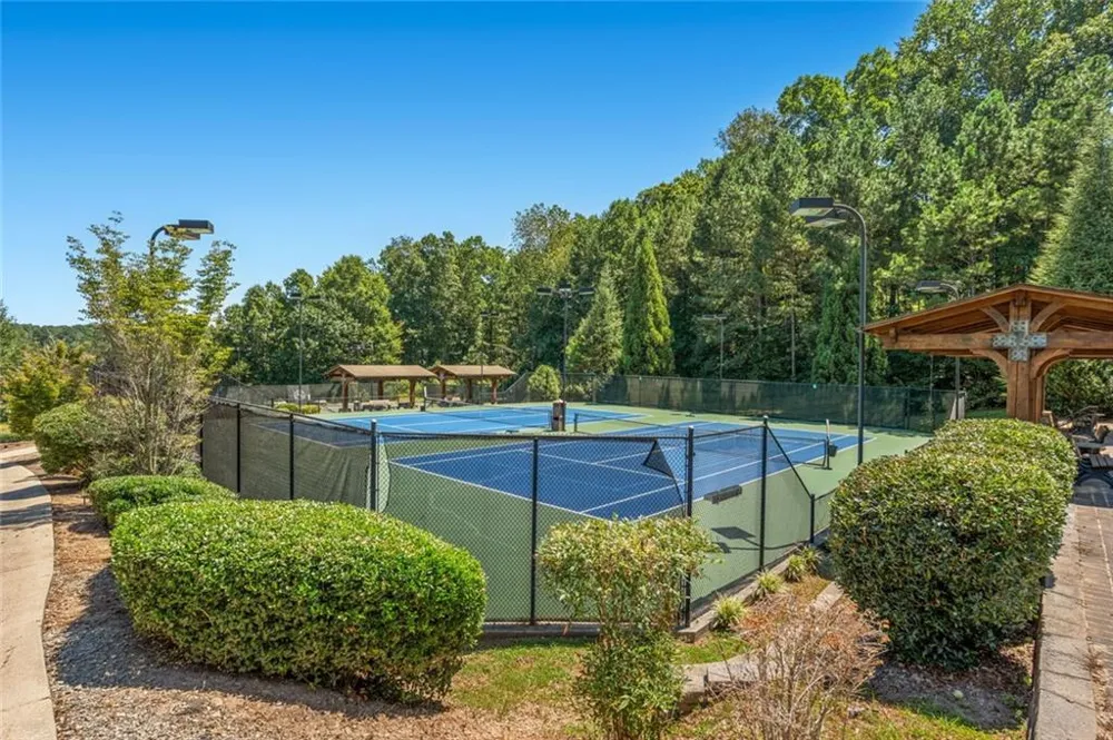 1612 Mountain Shadow Trail Stone Mountain, GA 30087