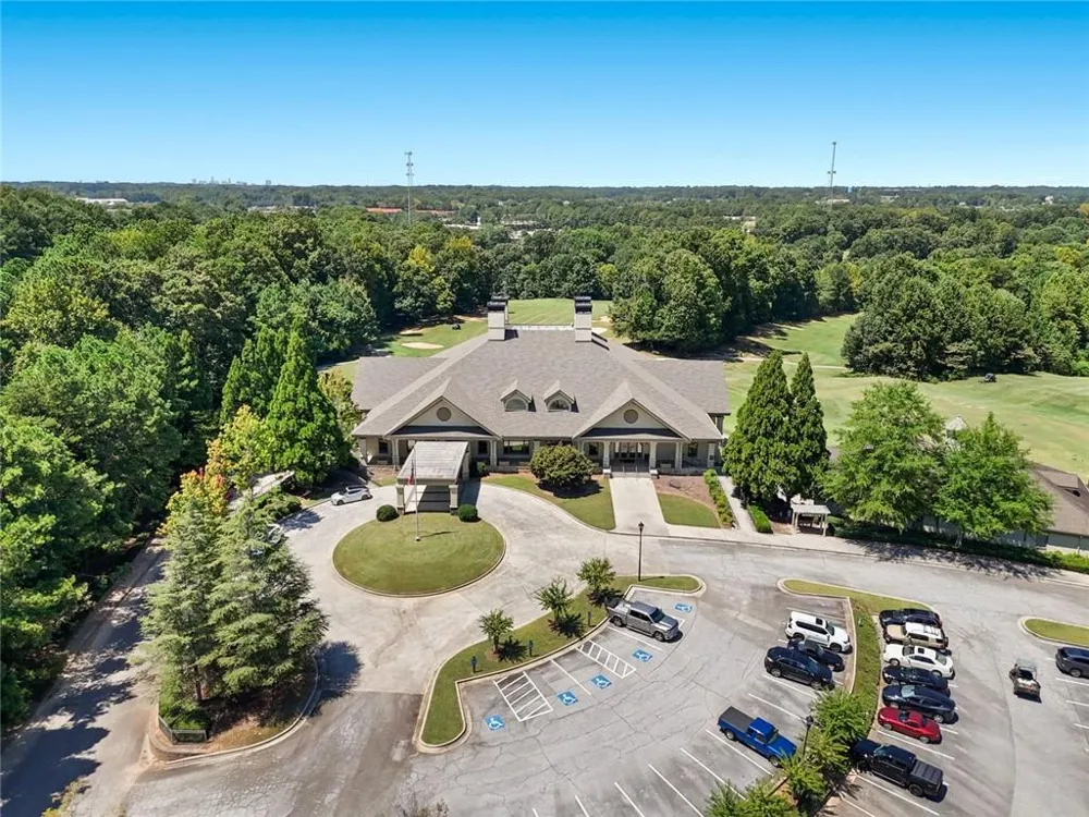 1612 Mountain Shadow Trail Stone Mountain, GA 30087