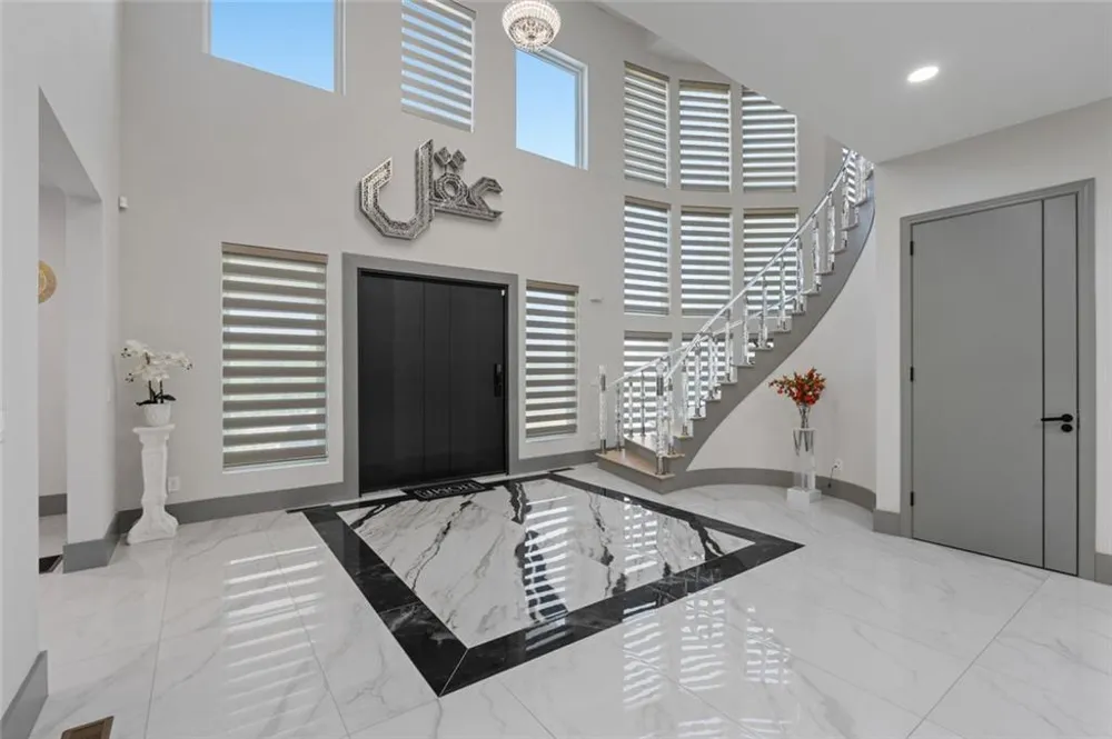 1612 Mountain Shadow Trail Stone Mountain, GA 30087