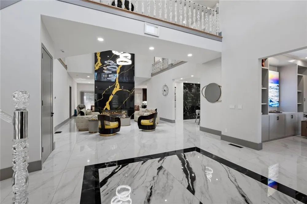 1612 Mountain Shadow Trail Stone Mountain, GA 30087