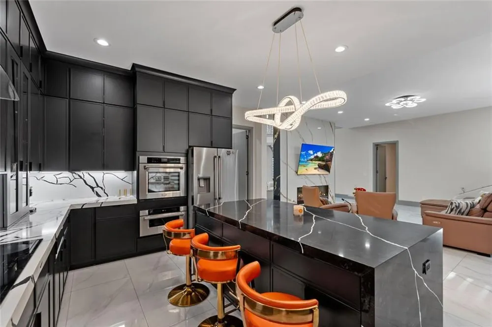1612 Mountain Shadow Trail Stone Mountain, GA 30087