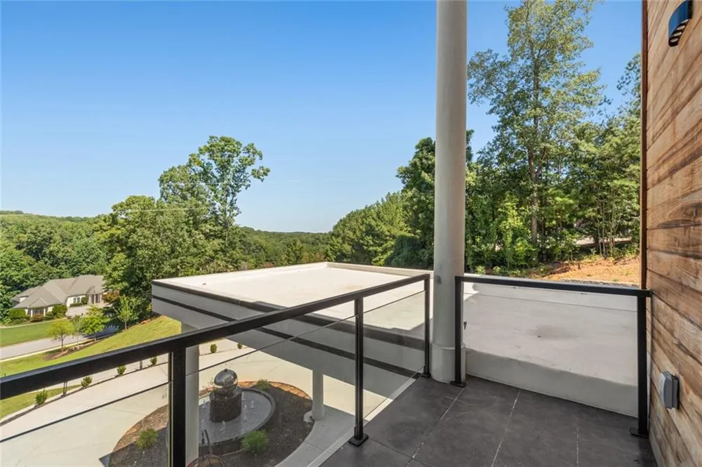 1612 Mountain Shadow Trail Stone Mountain, GA 30087