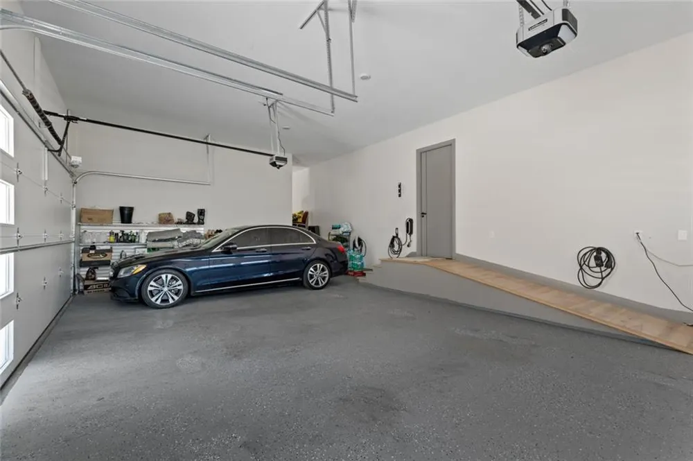 1612 Mountain Shadow Trail Stone Mountain, GA 30087