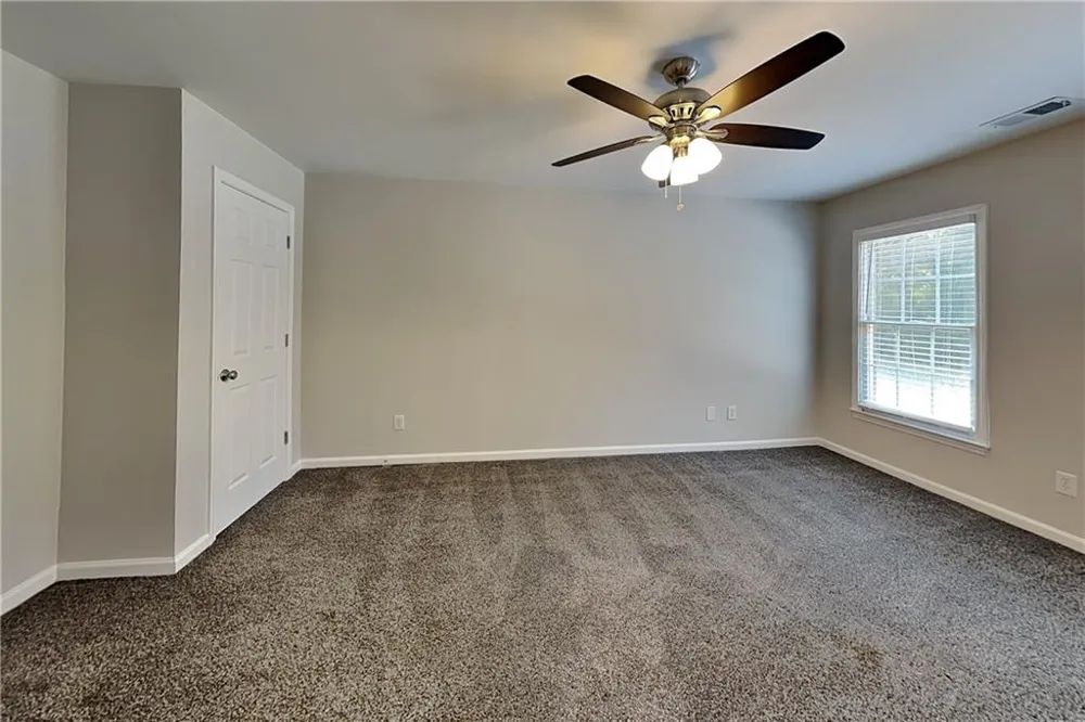 213 Park Creek Drive Woodstock, GA 30188