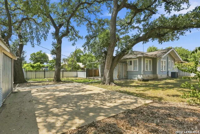 1000 Kayton Ave San Antonio, TX 78210