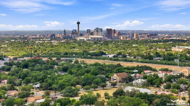 1000 Kayton Ave San Antonio, TX 78210