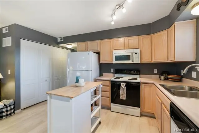 1638 S Deframe Street #A1 Lakewood, CO 80228