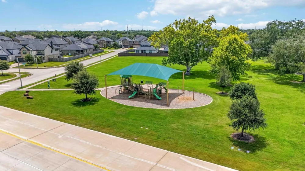 2511 Friendswood Trail Friendswood, TX 77546