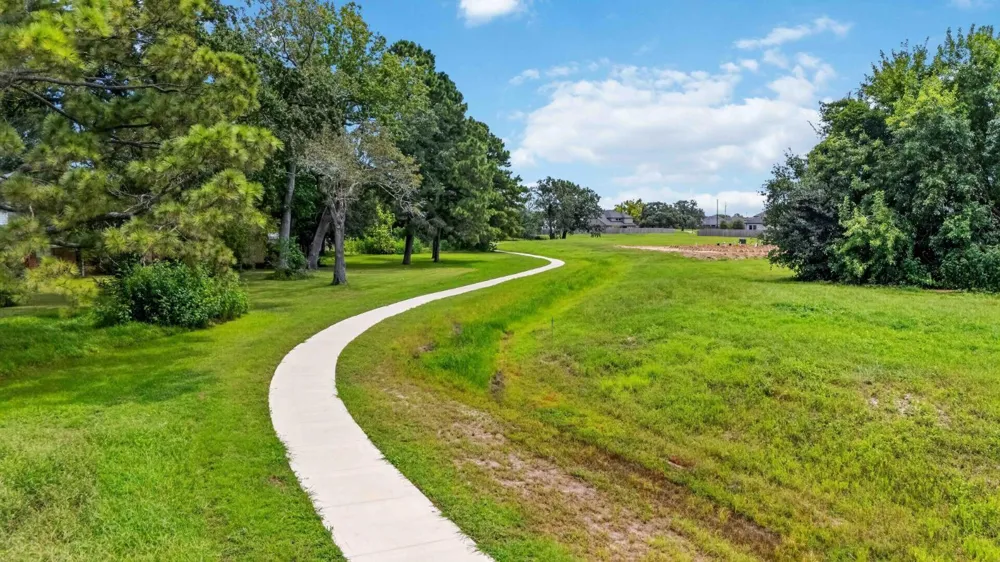 2511 Friendswood Trail Friendswood, TX 77546