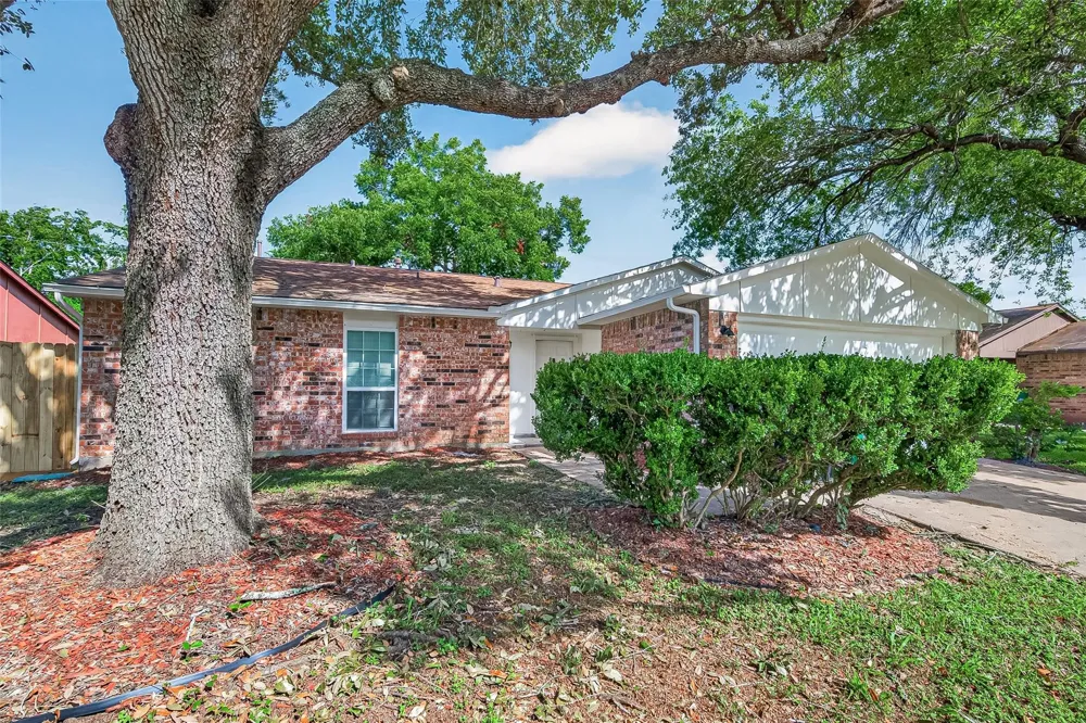415 Lee Drive Richmond, TX 77469