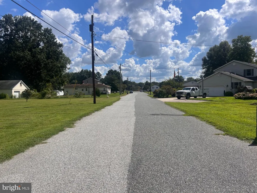 21 KING STREET Pennsville, NJ 08070