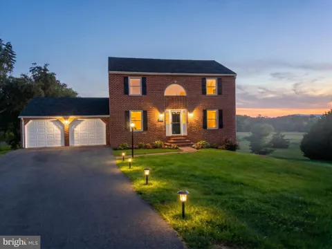 13902 PONTIUS LANE